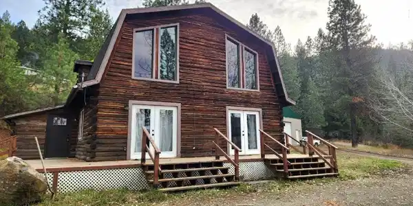 110 Highwood Dr