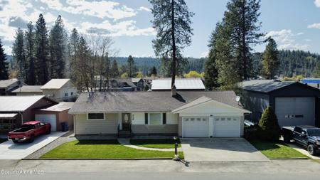 112 Woodland Dr