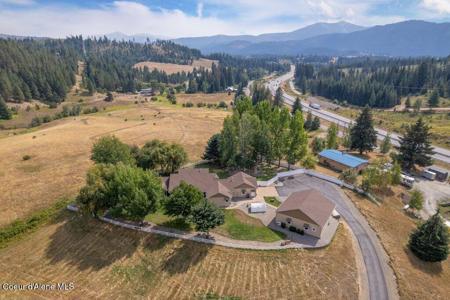 10456 S BENTLEY CREEK RD