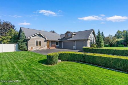 1951 W POLO GREEN AVE