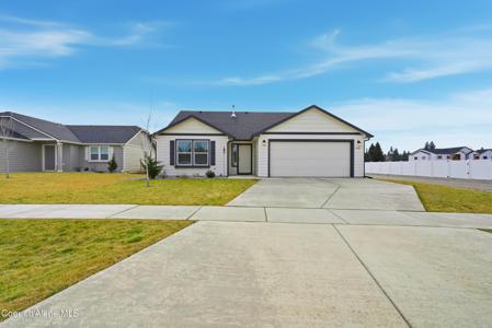 16161 N Hadley Loop