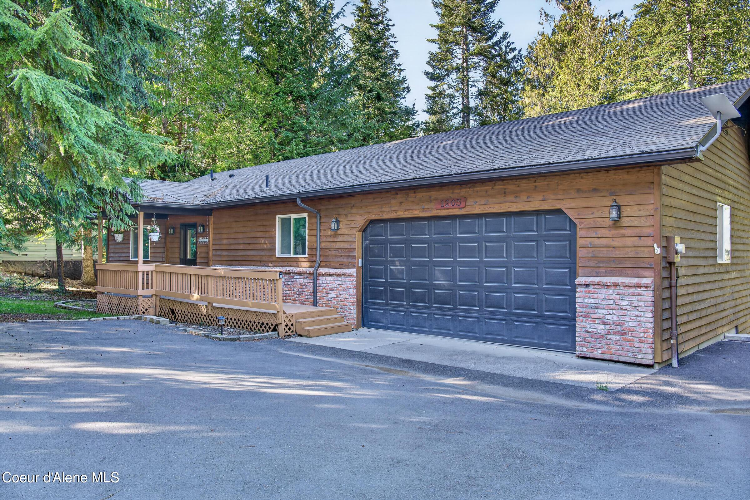 Image 2: WVC - 1205 Wooded Acres-28