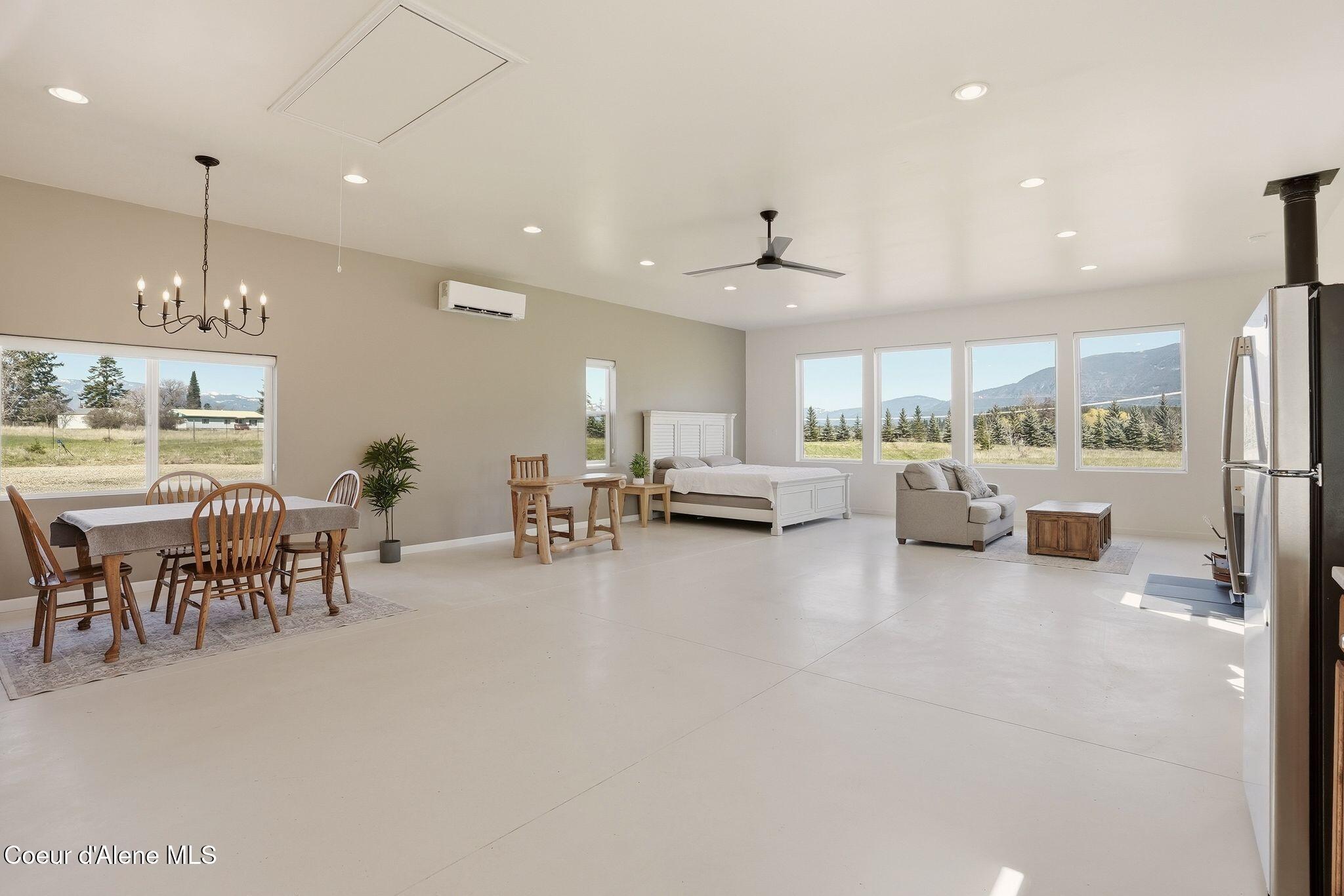 Image 4: Clean and Spacious