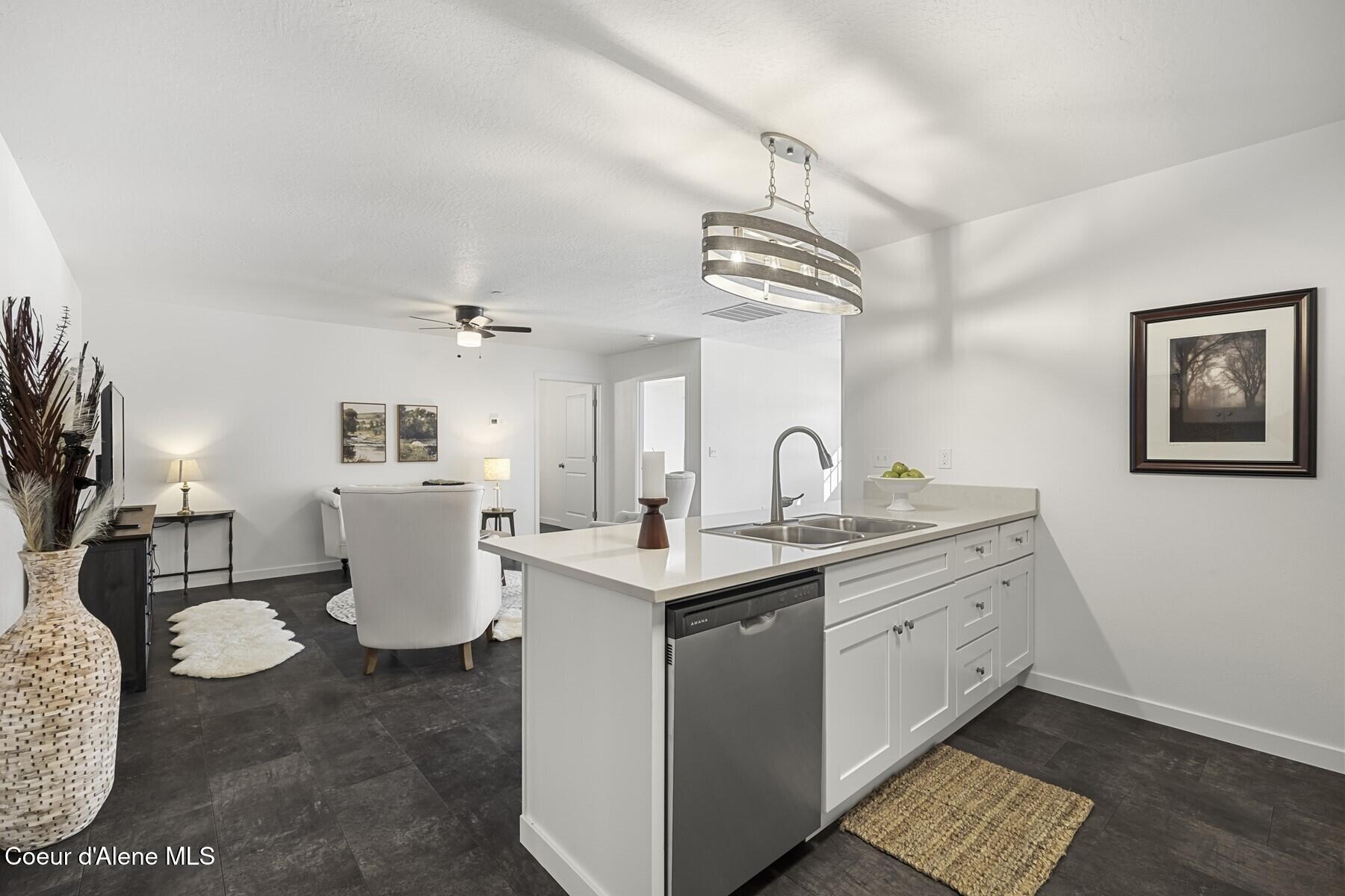 Image 4: New Appliances
