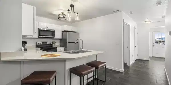 Image 3: Quartz Countertops