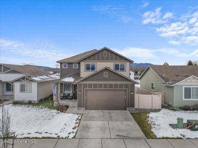 908 E Allenby CT