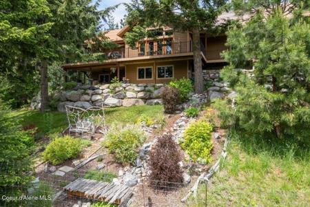 1029 Sun Valley DR