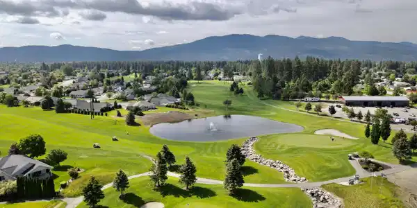 Image 4: Prairie Falls Golf Course