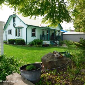 81 Cedar ST