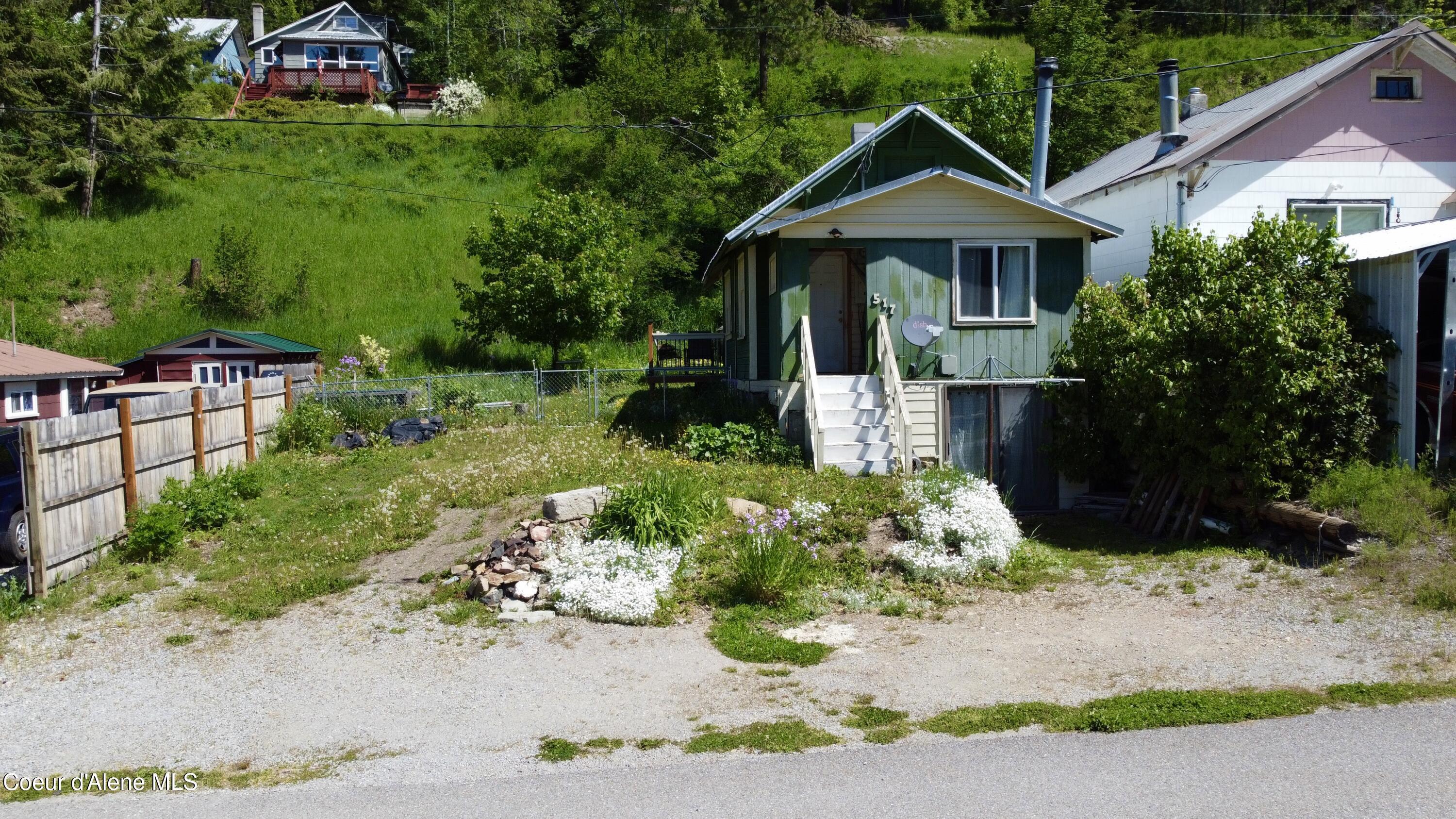 Image 1: Front of Home