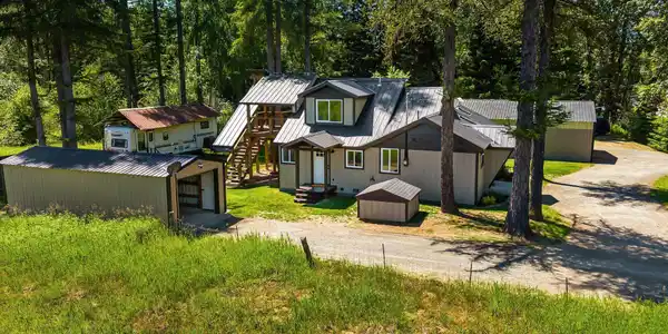 Image 3: 2_DJI_20260617043819_0034_D