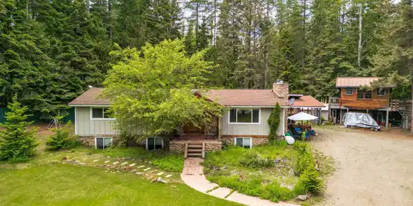 527 Creekside DR