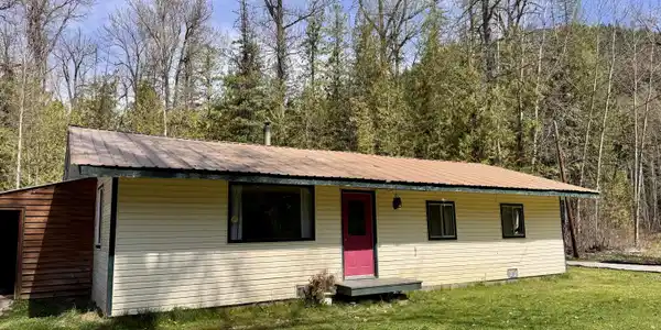 83 Cedar Grove