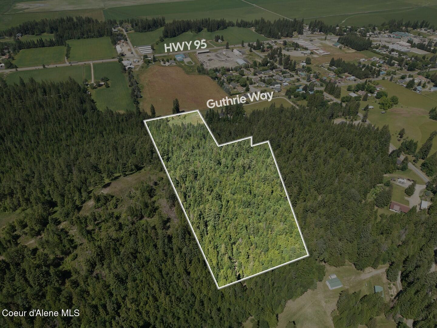 Image 4: 004_Guthrie Way