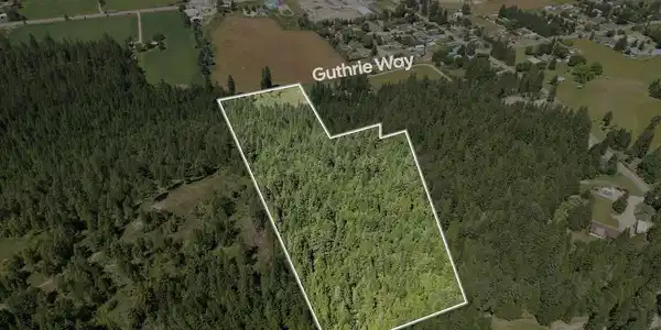Image 4: 004_Guthrie Way