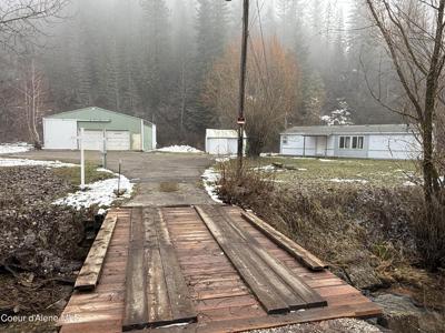 1068 Moon Gulch Rd