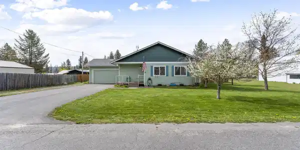 372 Glidden Ave
