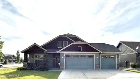 6853 N VERLAINE DR