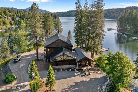 14318 N Waters Edge Ct