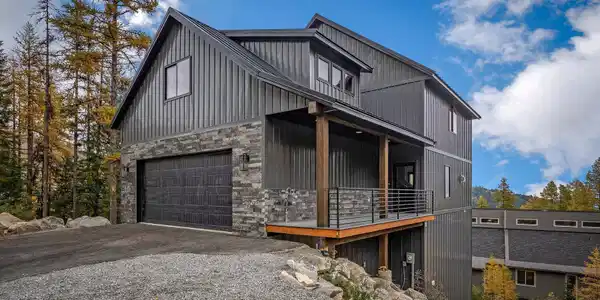 55 Sitzmark Rd
