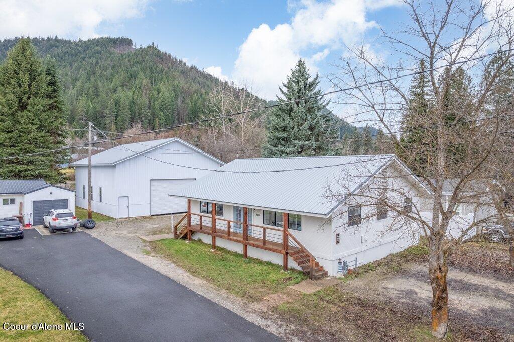 Image 2: 001-807EastGardenAvenue-Osburn-ID-83849-