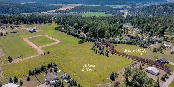 Image 2: Two Parcels Available