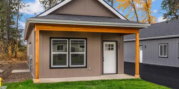 369 Jasper Loop