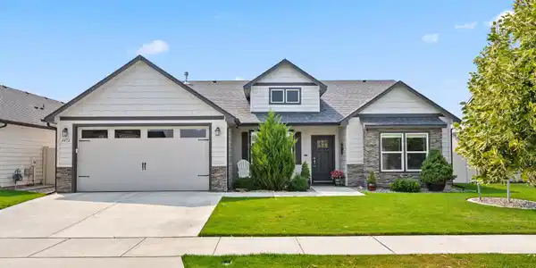 4472 N May Ella Loop