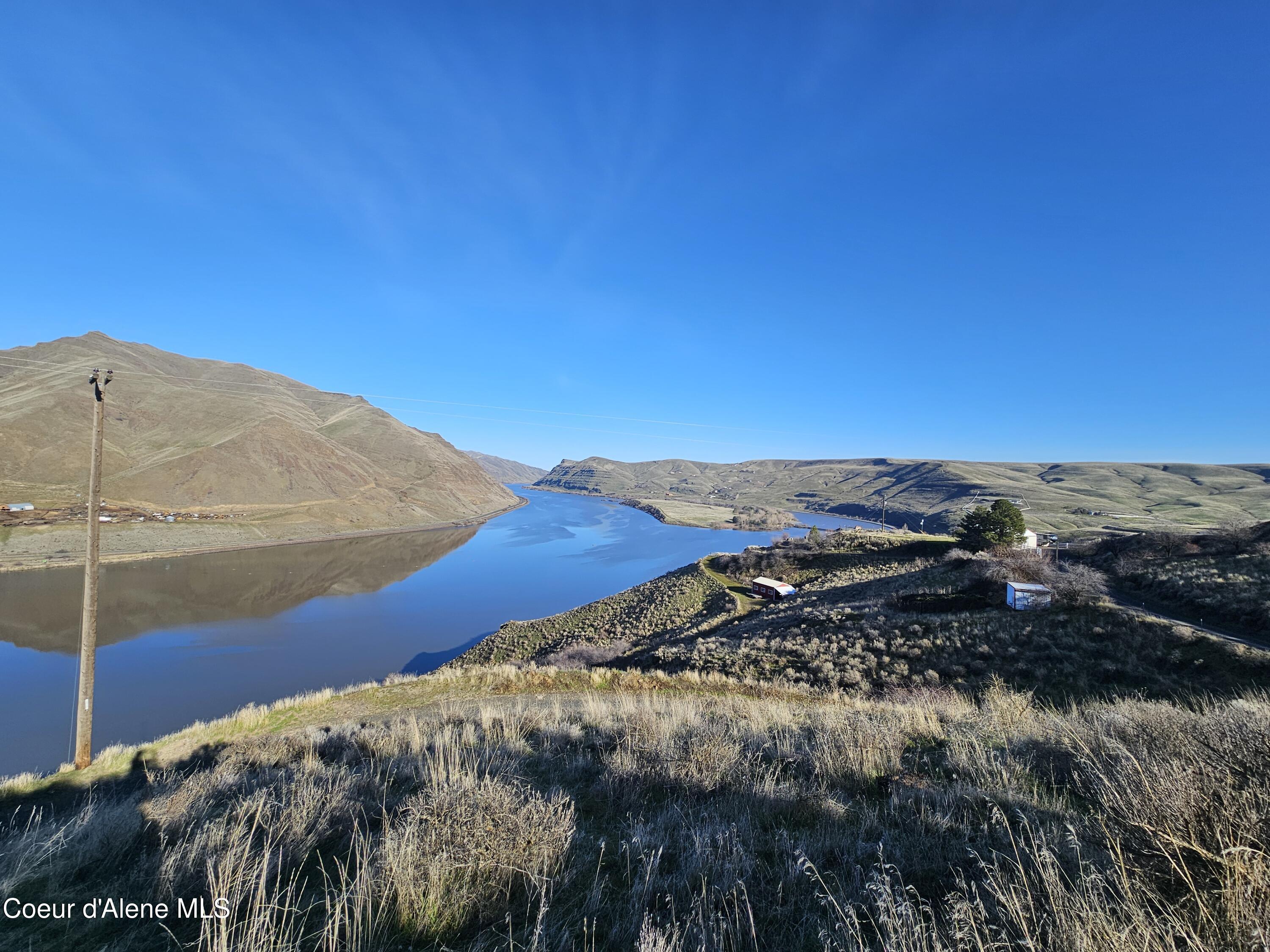 Image 2: Photo02