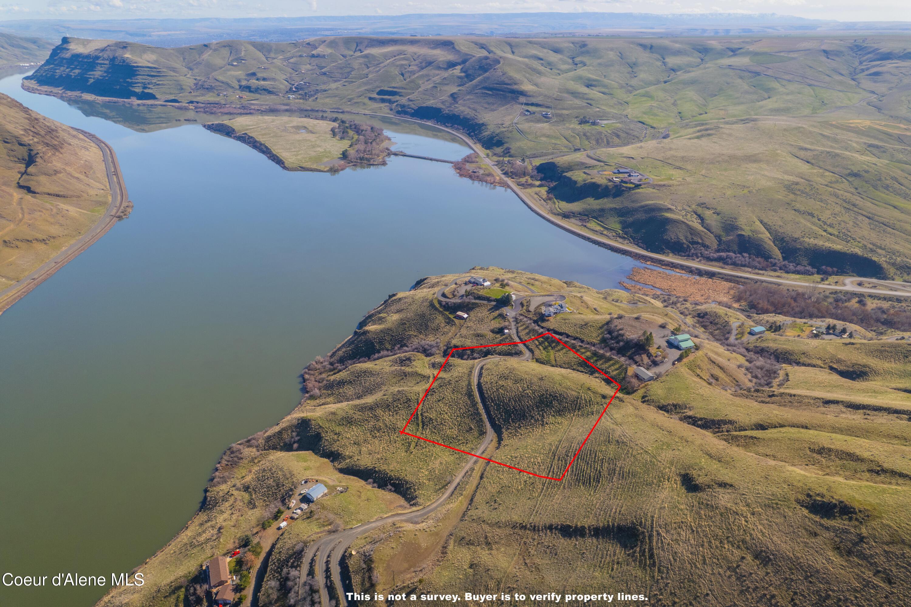 Image 4: Photo04