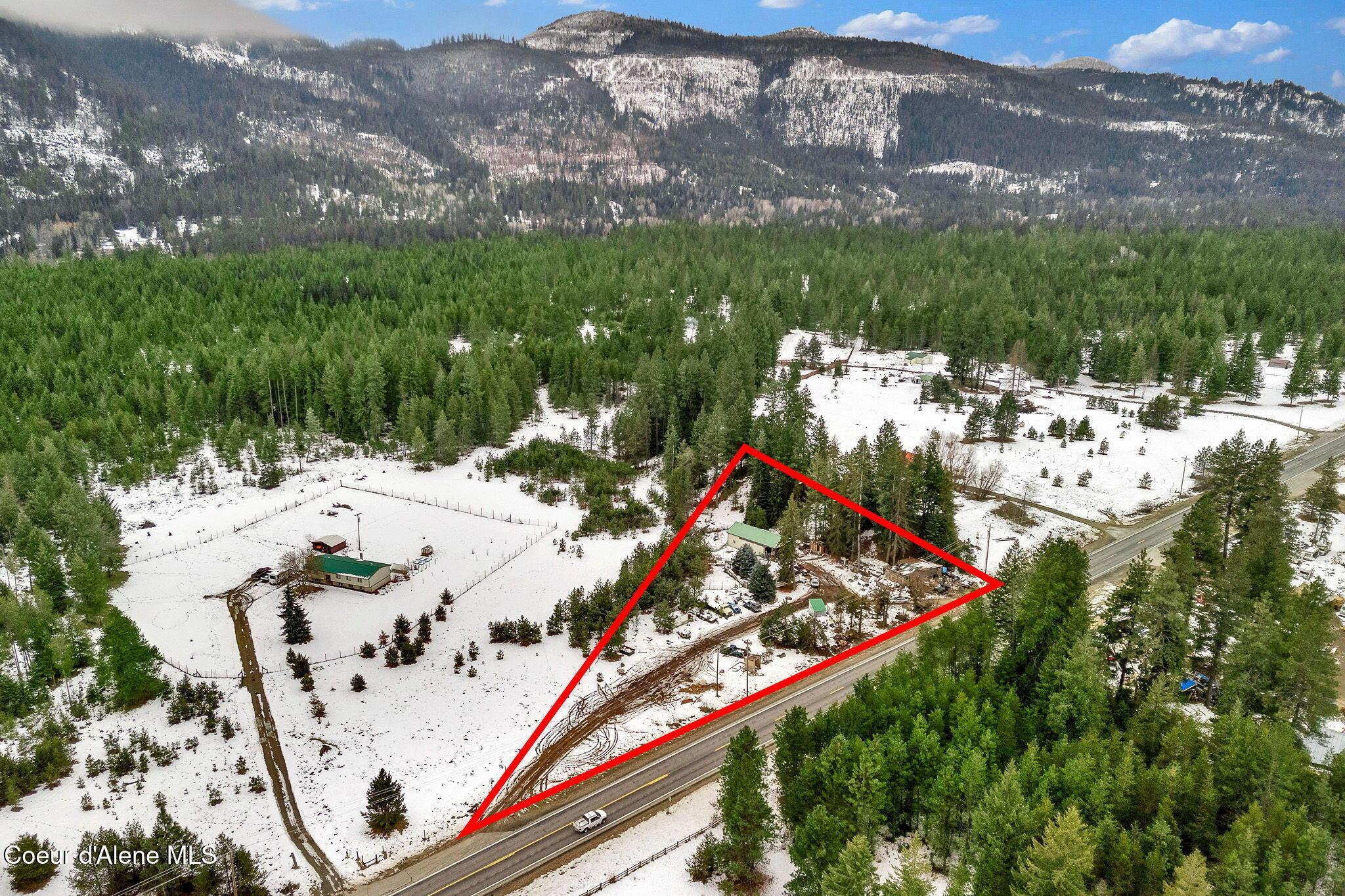 Image 1: 41-web-or-mls-SkyLight - Char-13L