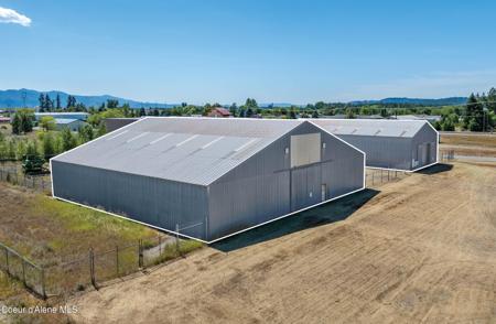 7880 &7836 W BOEKEL RD