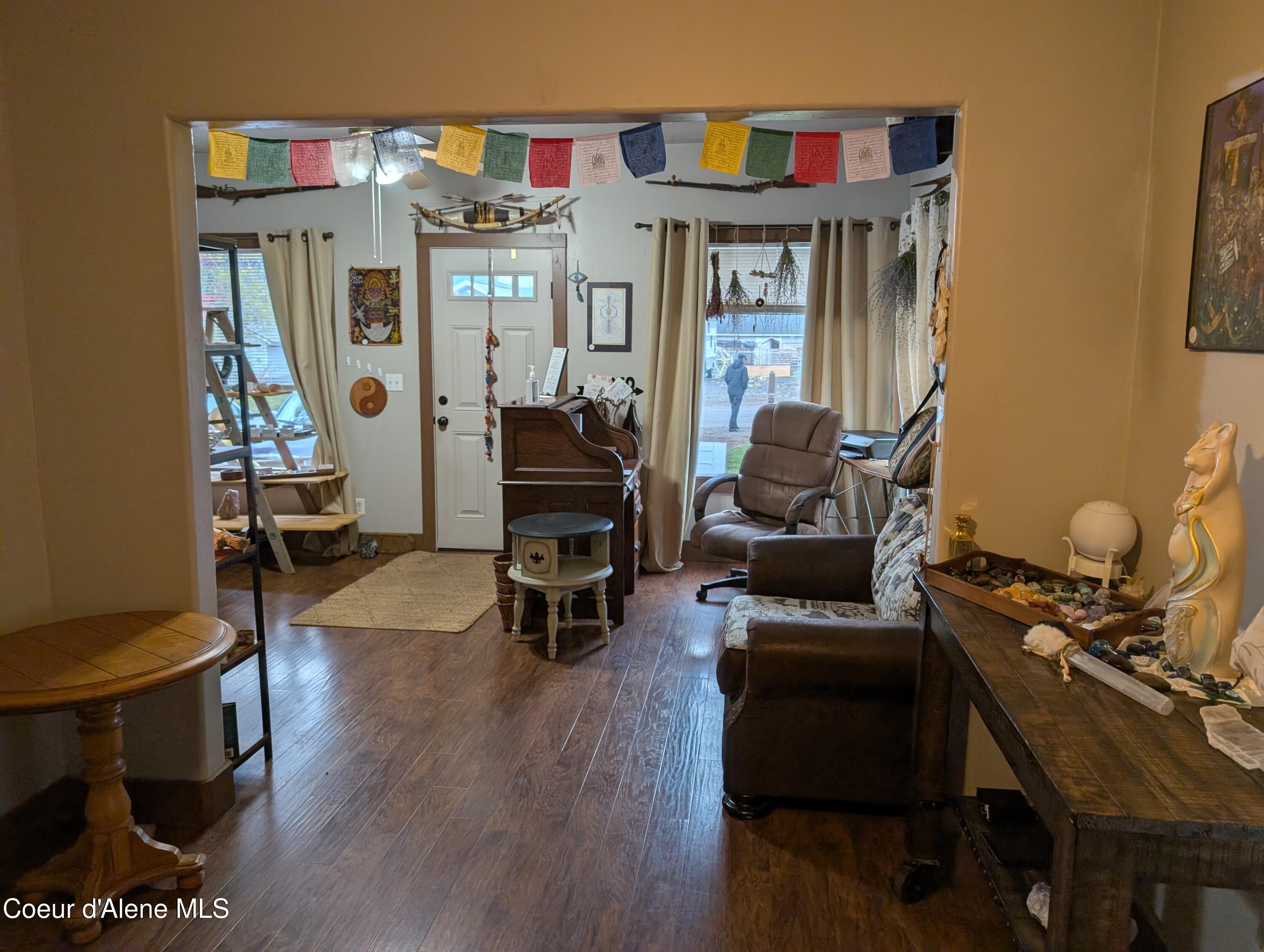 Image 4: PXL_20251113_212146214