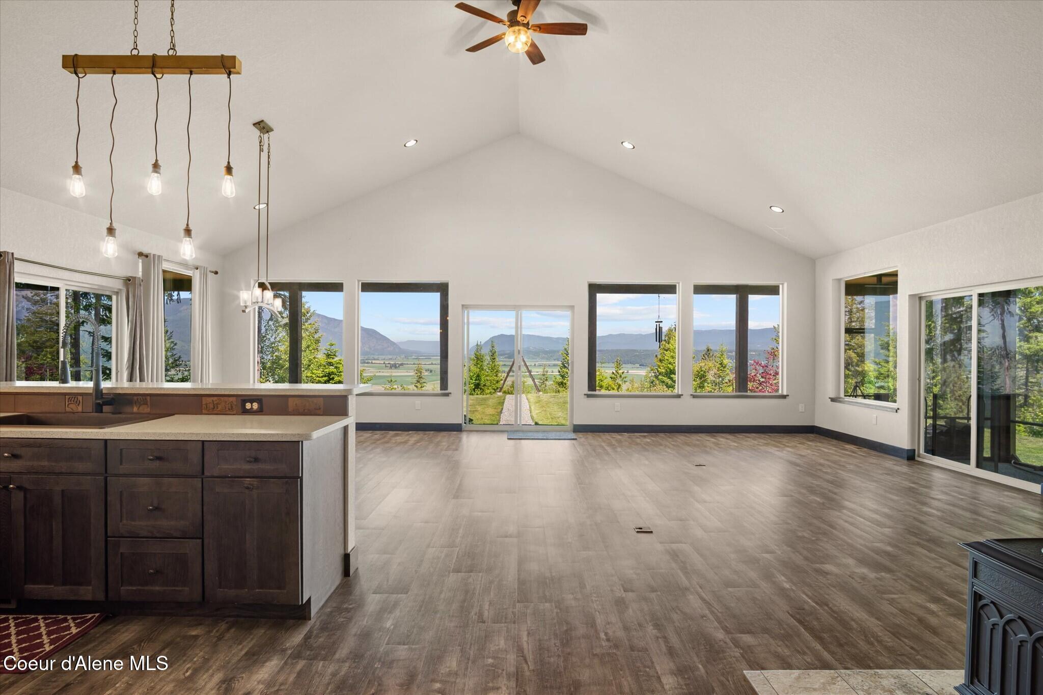 Image 4: 153 Ocean Front Pl