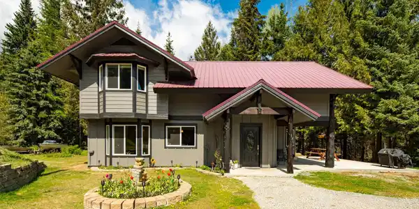 181 Calypso Ln