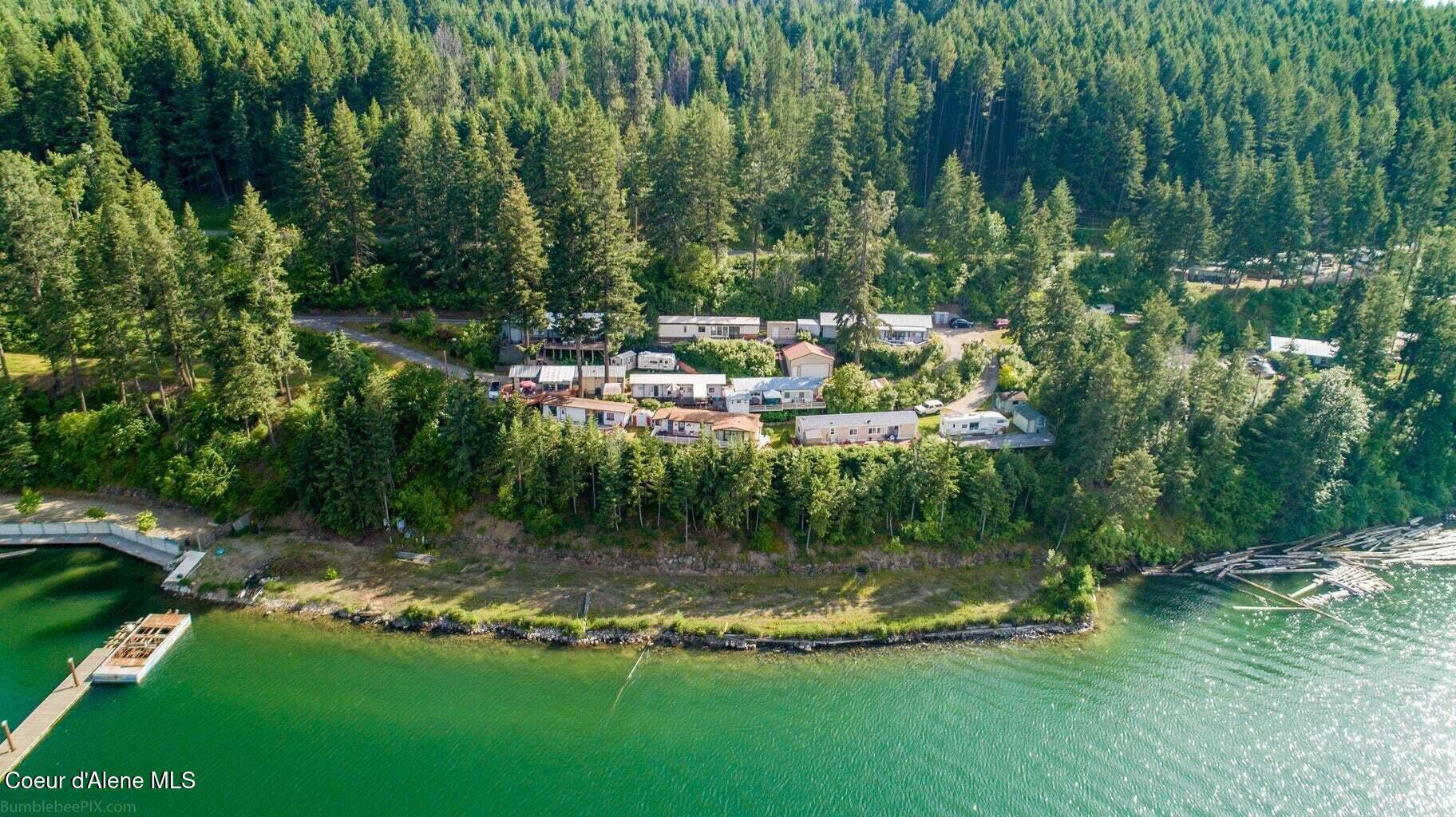 Image 4: VBW neighborhood from the lake 2