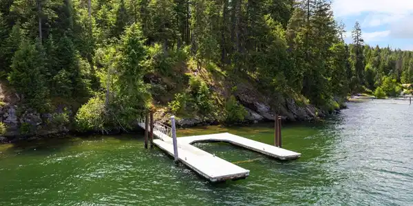 Image 4: Oversized Dock