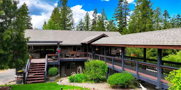 629 Flat Creek Rd