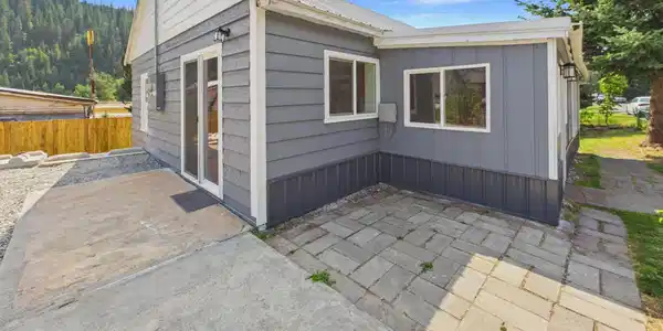 Image 4: 4