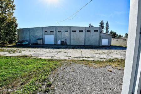 900 Kootenai Cutoff Rd
