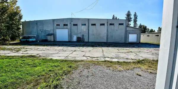 900 Kootenai Cutoff Rd