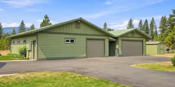Image 3: 17639 N Atlas RD