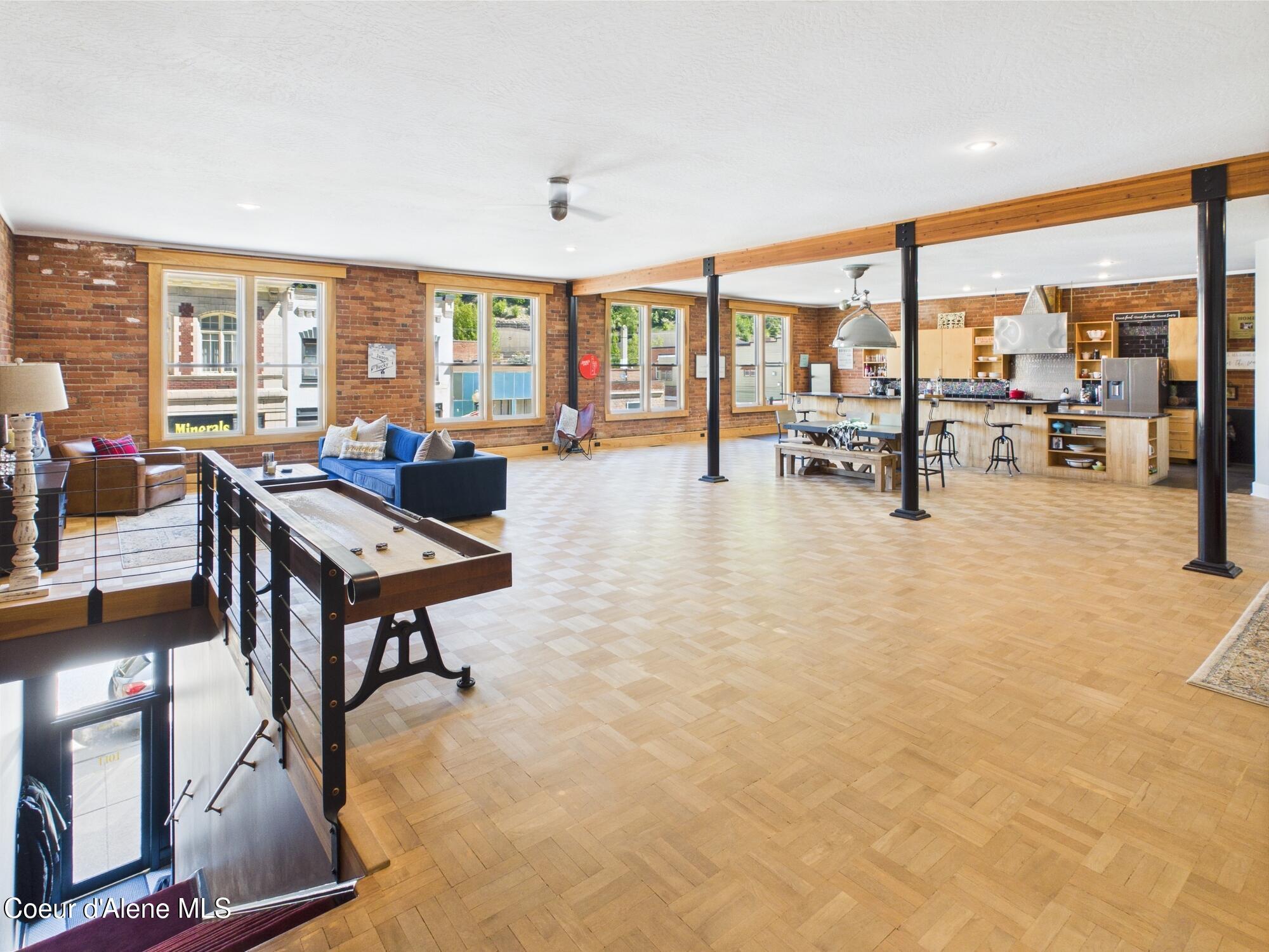 Image 3: Owner's Suite 2