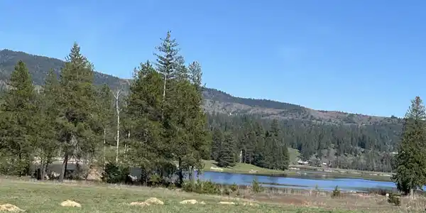 Image 2: view