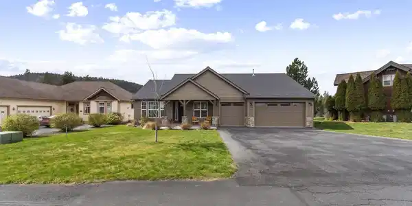 566 Stoneridge Rd