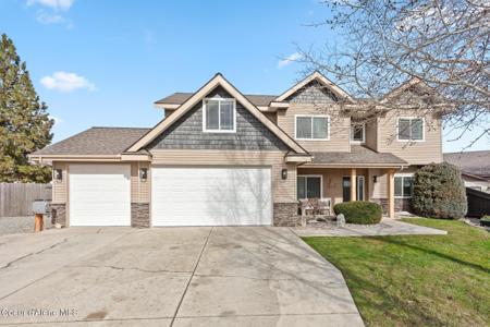 2110 N Triumph Ct