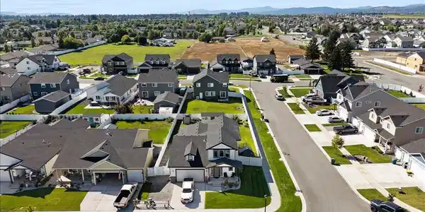 Image 4: Aerial front of home