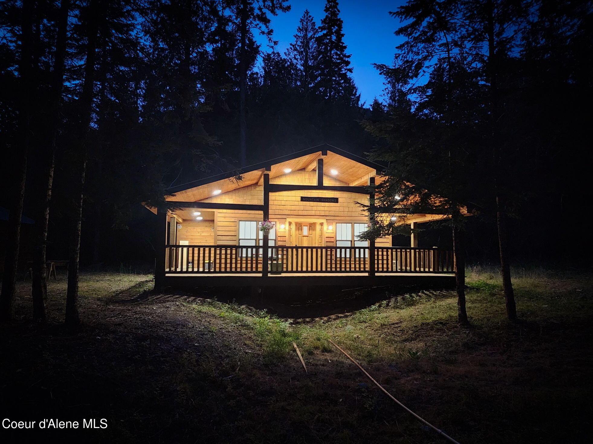 Image 4: 4-web-or-mls-Resized_20250810_203618