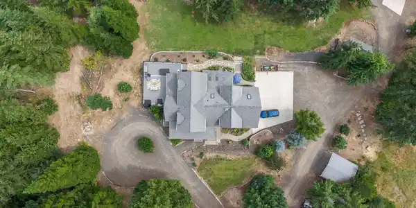 Image 3: 8-web-or-mls-DJI_20260722143513_0960_D