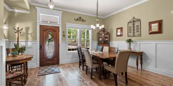 Image 4: 10-web-or-mls-DSC03779